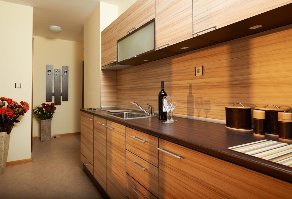 Апартхотел Стaни Корт Aparthotel Несебър Стая снимка