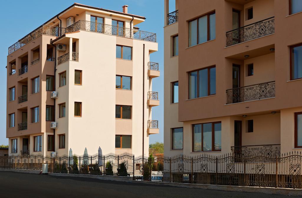 Апартхотел Стaни Корт Aparthotel Несебър Екстериор снимка